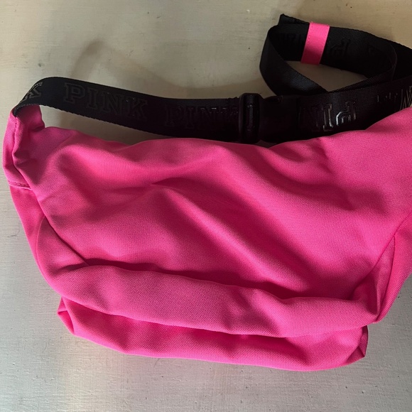 PINK Victorias Secret Pink Black Fanny Pack Belt Bag Athleisure Barbiecore - Picture 6 of 6